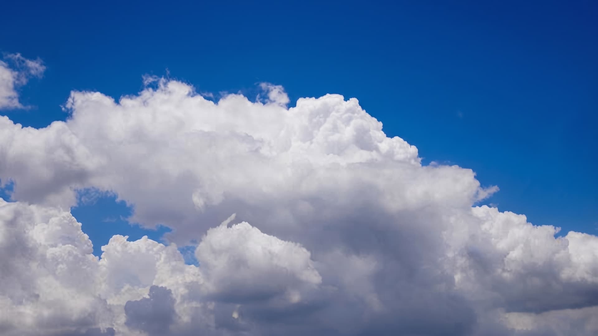 Confira o clima em Piracicaba: semana começa com calor e máxima pode chegar aos 34°C