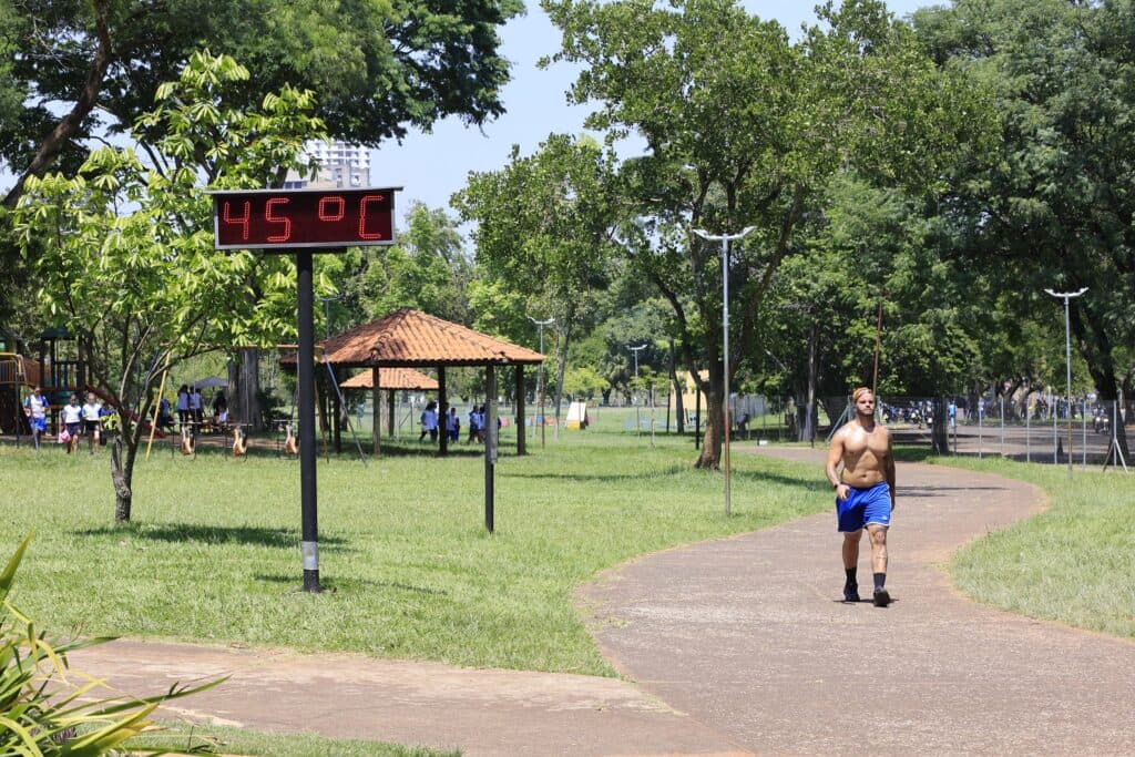 Sexta-feira (28) será de calor forte e tempo seco em Piracicaba