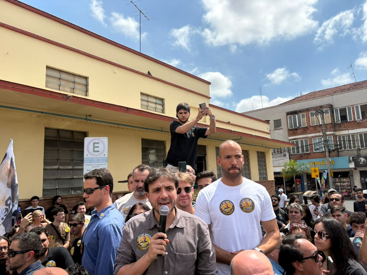 Renan Santos passa por Piracicaba durante caravana presidencial e defende mudanças nos repasses entre estados e União